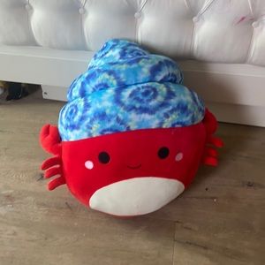 This is indie the hermit crab.I’m sure you would love to take her home.